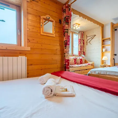 Apartment In-out - Heart Of Cosy Apartment, Wifi 215